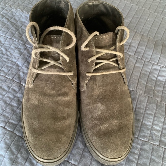 Men’s Tods Desert Boots. Charcoal Color Size 10.5